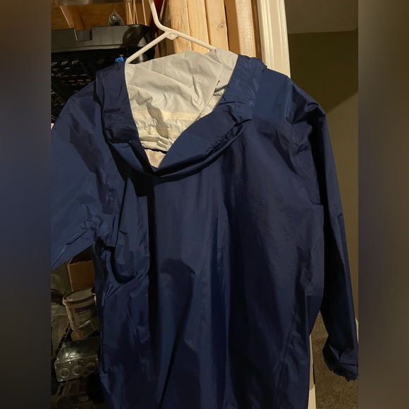 Patagonia Blue Men’s Jacket - Picture 2 of 5